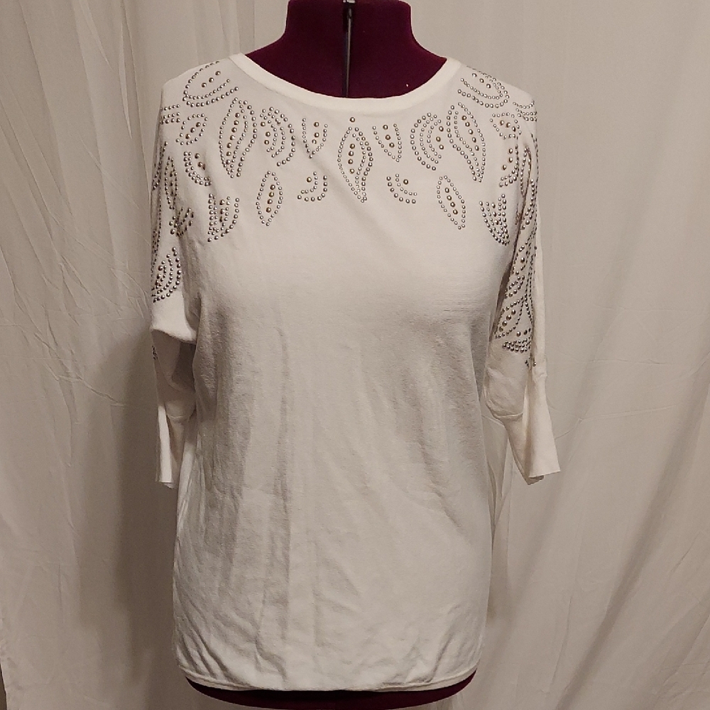 Elegant White 3/4 Sleeve Embellished Blouse